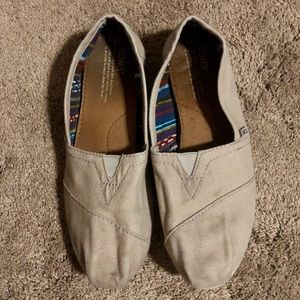 Toms slip on shoes